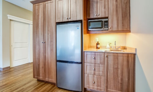 Kitchenette in suite at Oakcrossing Retirement Living