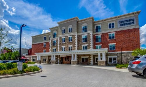 Exterior shot of front of Oakcrossing Retirement Living