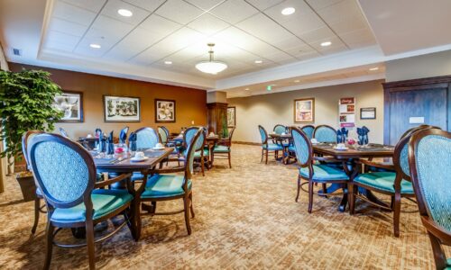 Dining room at Oakcrossing Retirement Living