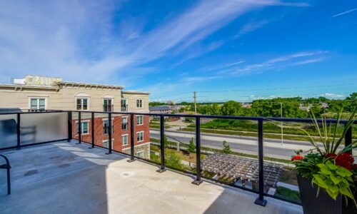 Outdoor balcony of suite at Oakcrossing Retirement Living