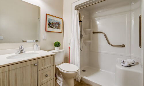 Bathroom in suite at Oakcrossing Retirement Living