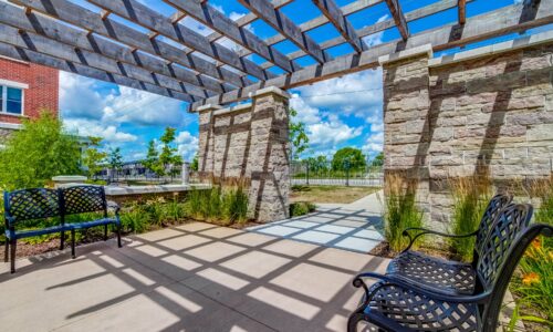 Seating area in courtyard at Oakcrossing Retirement Living